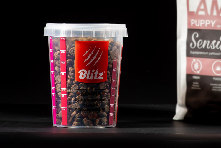 Как сделать мерный стакан для сухого корма?